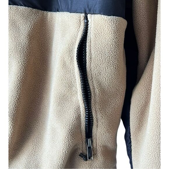 The North Face Black and Tan Denali Jacket - Picture 7 of 16